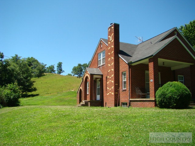 116 Bethel Road Vilas, NC 28692 - Photo 1 of 15 Gallery Image 1