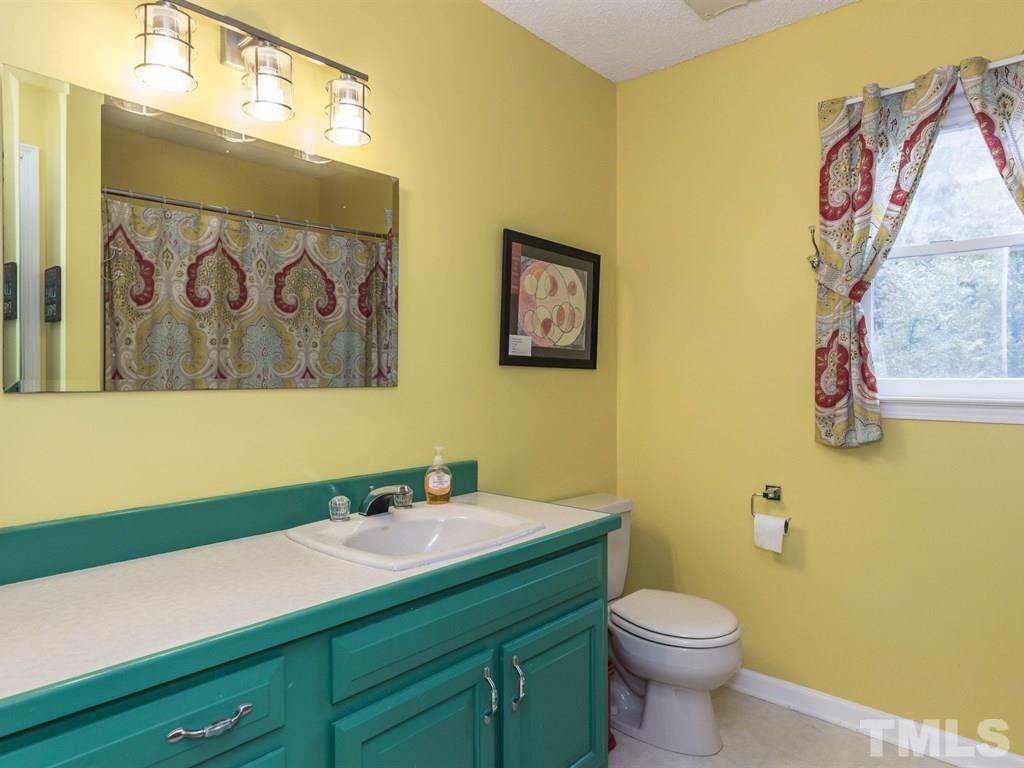 760 Southern High School Road Graham, NC 27253 - Photo 14 of 25 Hall Bathroom
