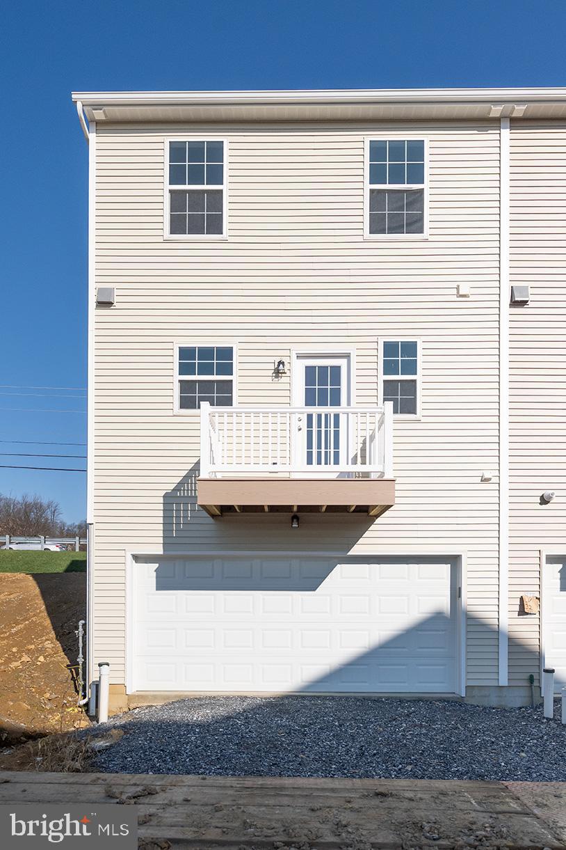 2435 Artesian Way, Unit 30 Lancaster, PA 17601 - Photo 2 of 2