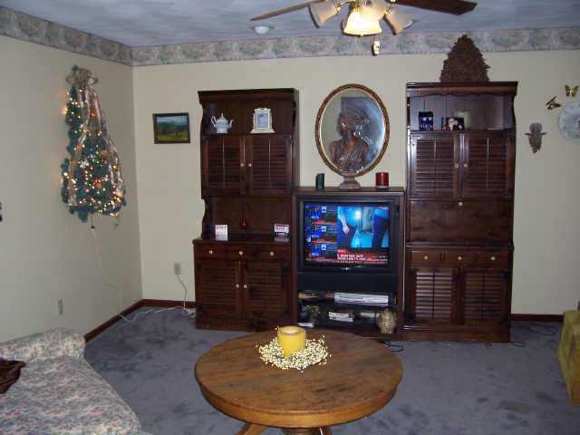 3633 Hatter Road Northwest Lancaster, OH 43130 - Photo 2 of 10
