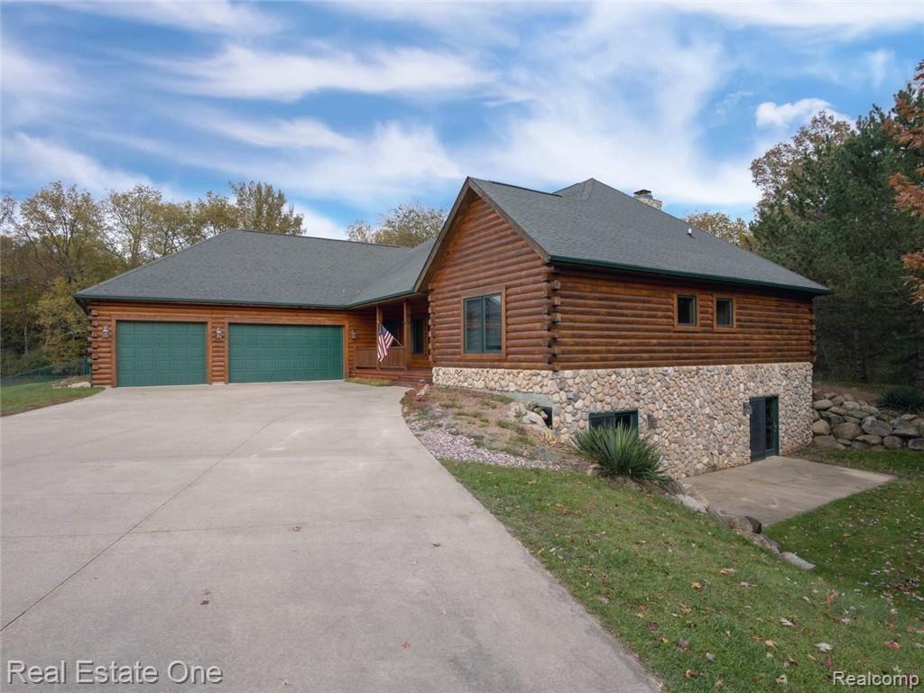 9485 Henderson Road Goodrich, MI 48438 - Photo 2 of 50 WALK OUT LOWER LEVEL