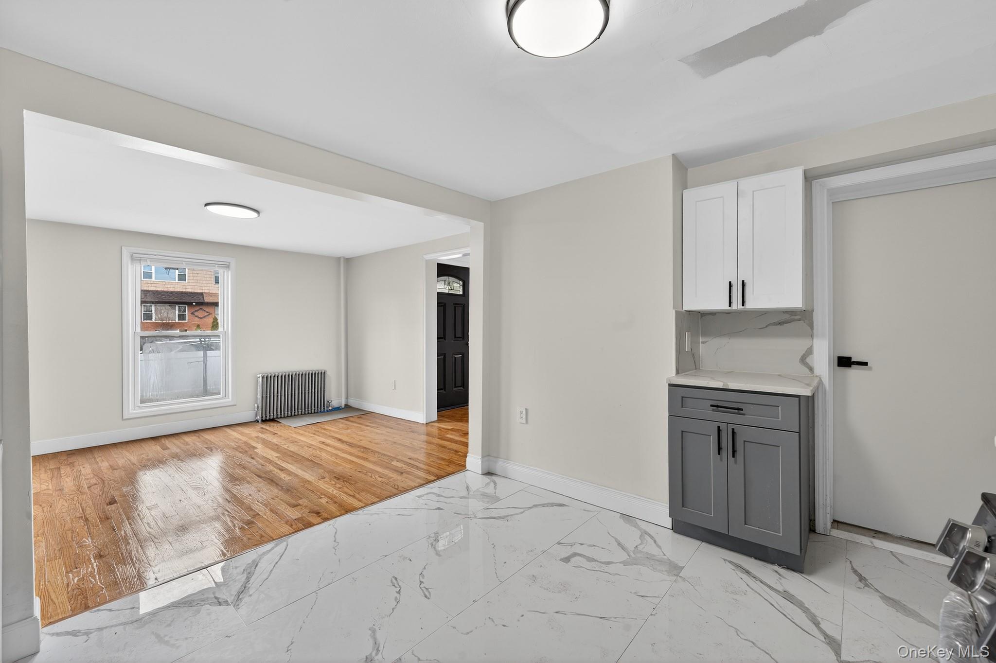 136-03 220th Street Queens, NY 11413 - Photo 4 of 27