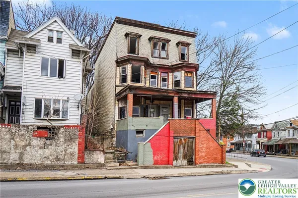 $49,900 | 807 North 6th Street, Shamokin, PA 17872