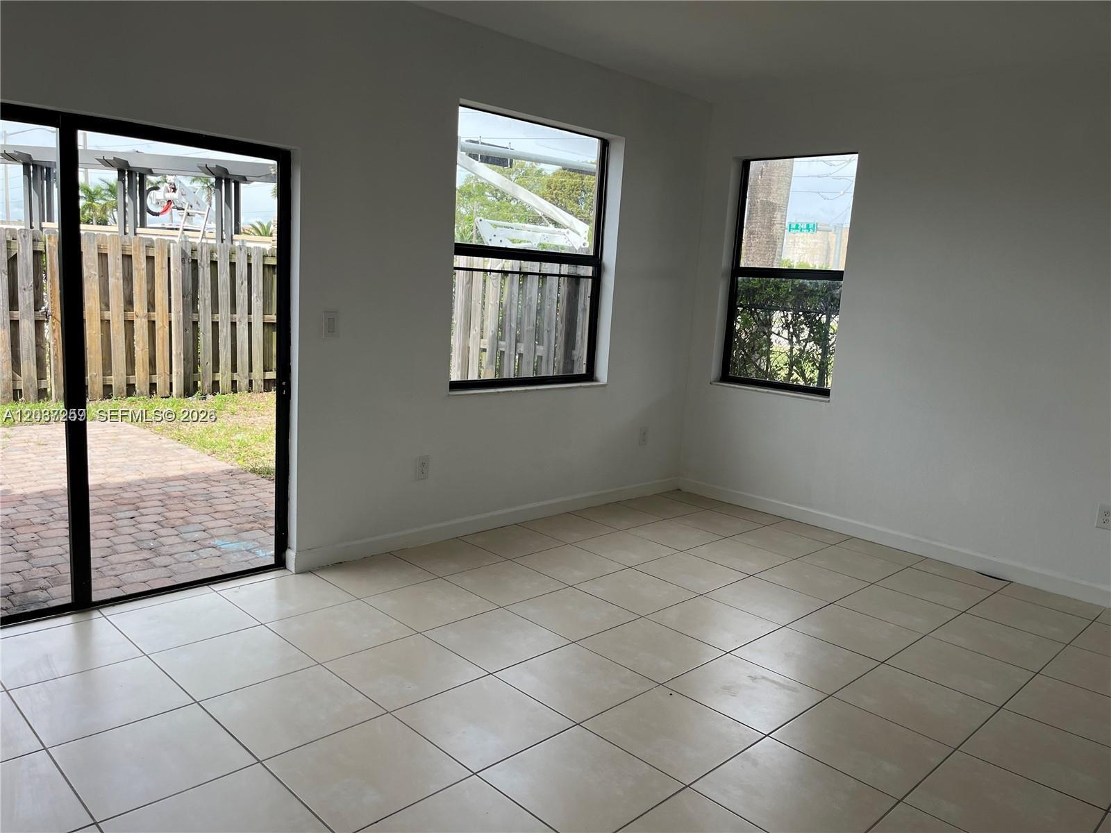 24804 Southwest 116th Avenue Homestead, FL 33032 - Photo 5 of 13