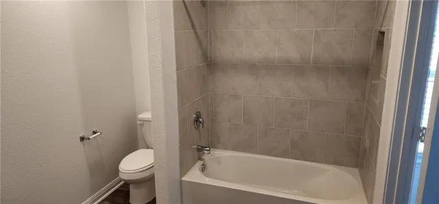 $2,000 | 18312 Speculator Lane, Elgin, TX 78621