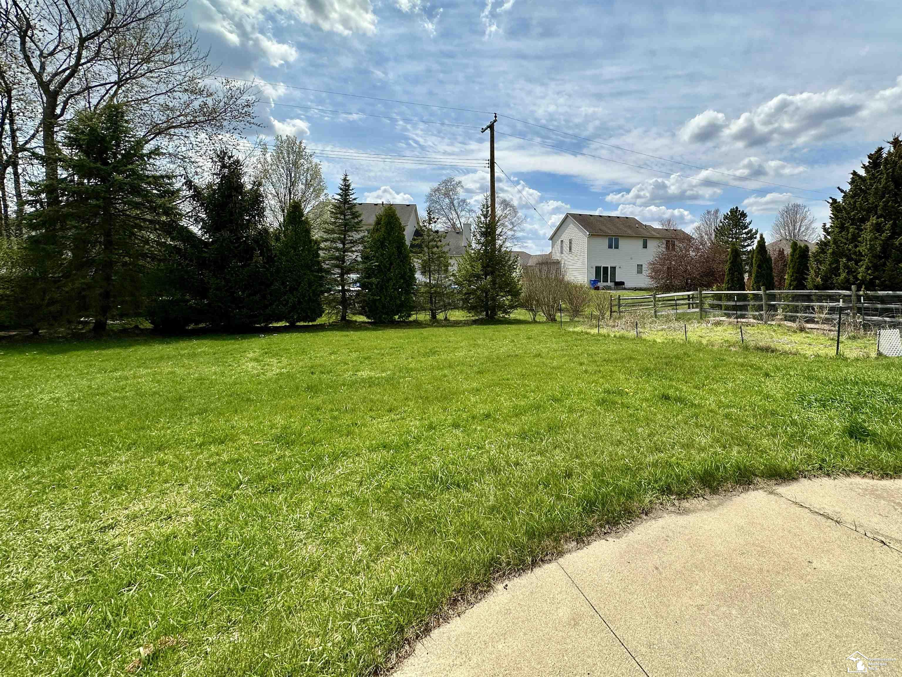 429 West Hurd Road Monroe, MI 48162 - Photo 8 of 40