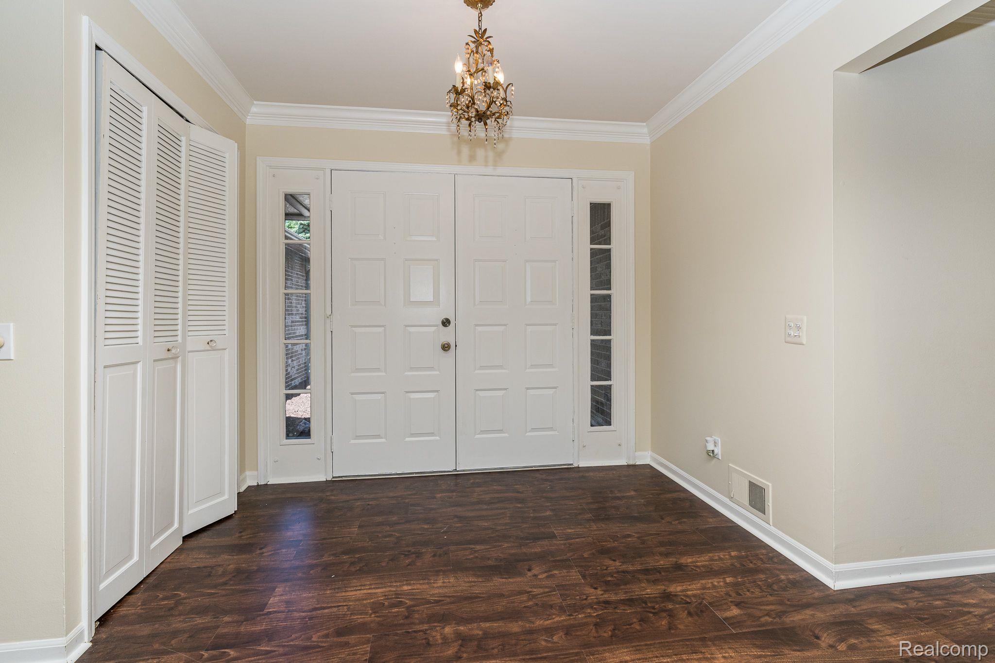 1631 Sumac Drive Rochester, MI 48309 - Photo 14 of 29 Gallery Image 14