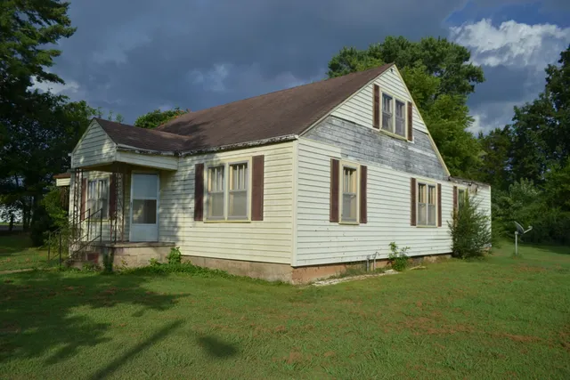 $159,000 | 1344 Highway 127 Bypass, Pikeville, TN 37367