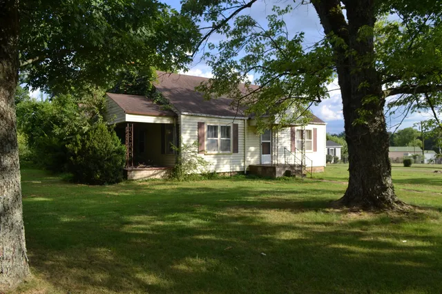 $159,000 | 1344 Highway 127 Bypass, Pikeville, TN 37367