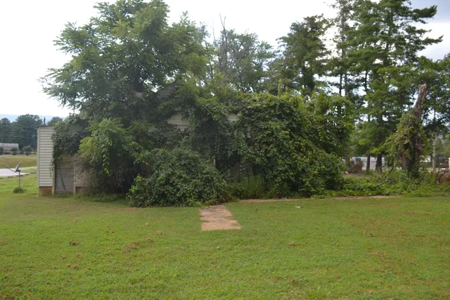 $159,000 | 1344 Highway 127 Bypass, Pikeville, TN 37367