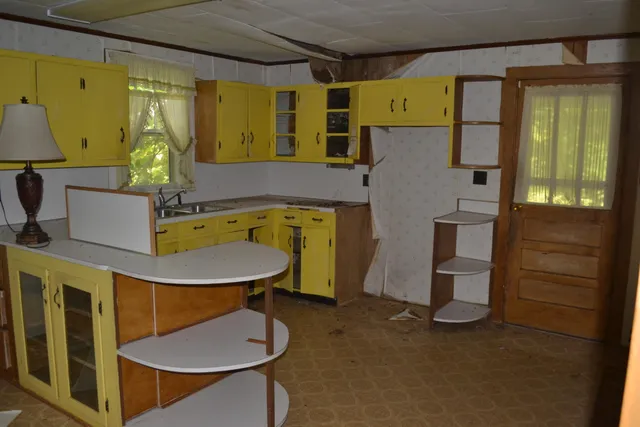 $159,000 | 1344 Highway 127 Bypass, Pikeville, TN 37367