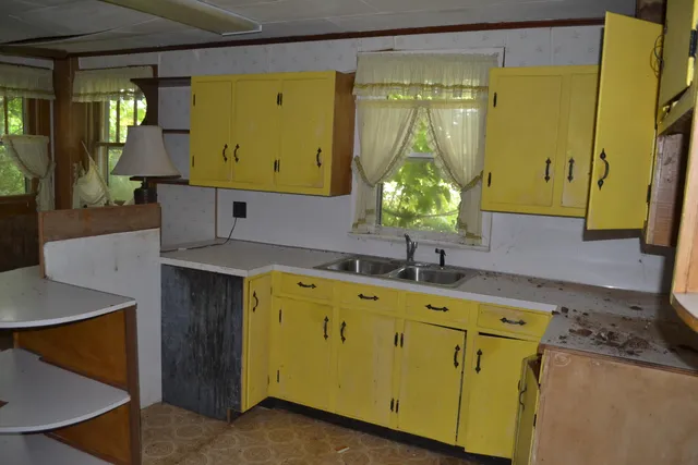 $159,000 | 1344 Highway 127 Bypass, Pikeville, TN 37367