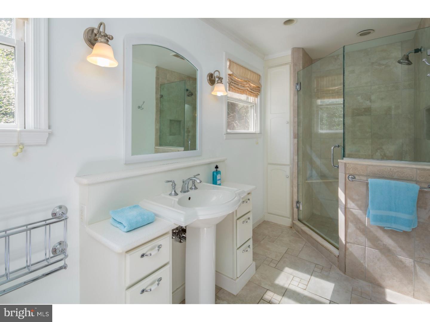 306 French Road Newtown Square, PA 19073 - Photo 13 of 24 Master Bathroom
