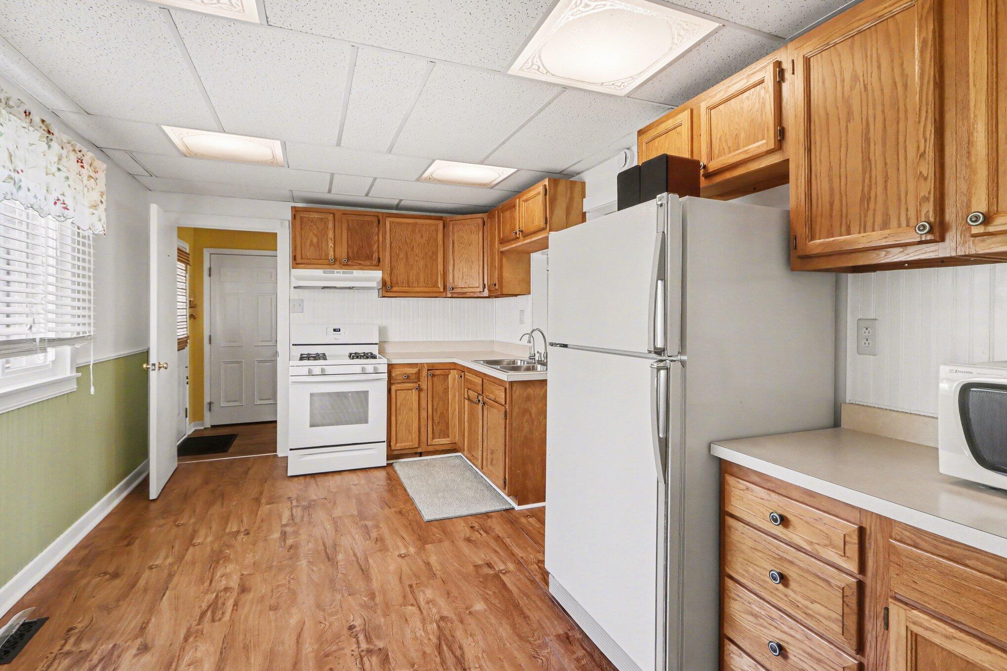 64420 Constantine Road Constantine, MI 49042 - Photo 8 of 26 009_file_4284