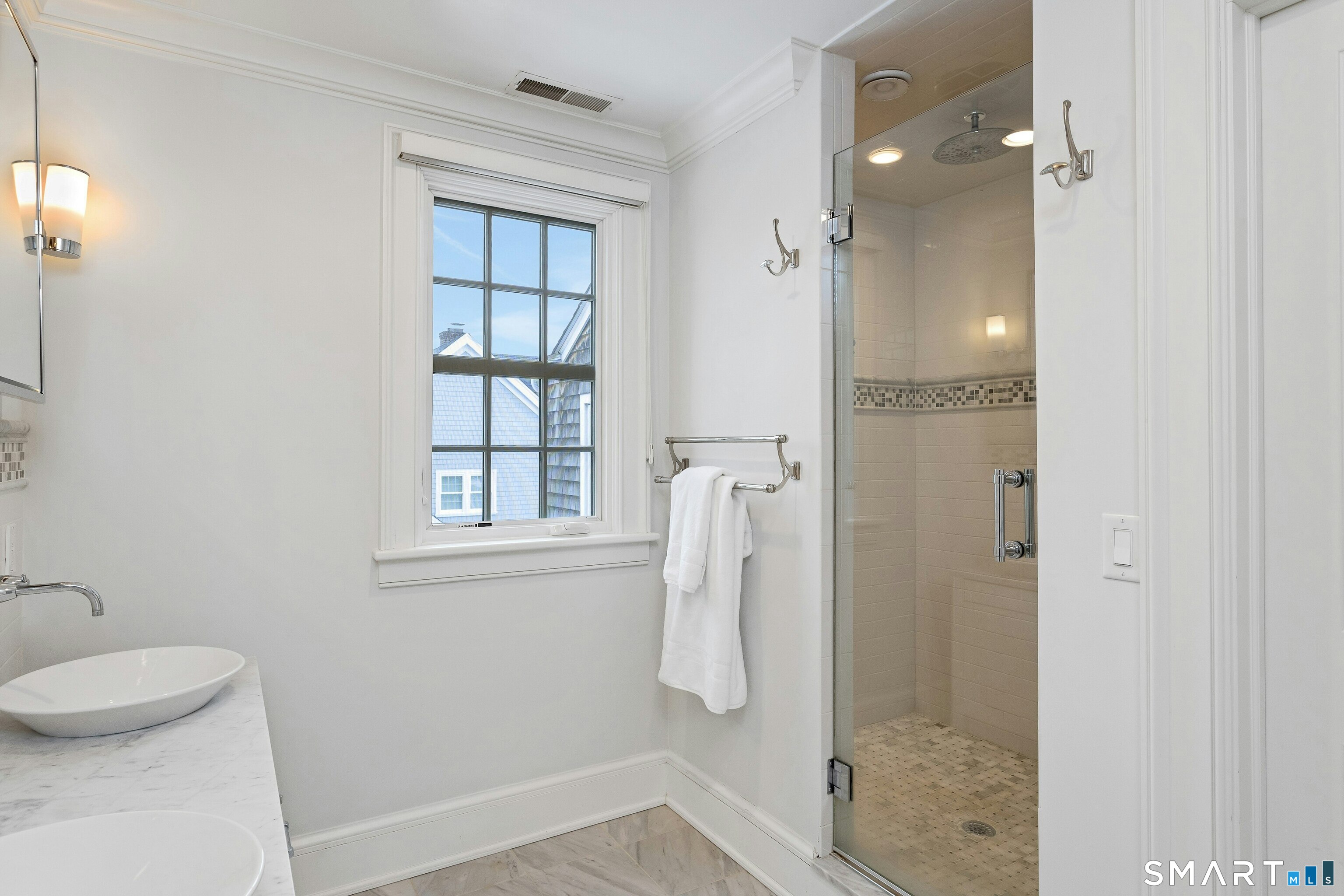 12 Walmsley Road Darien, CT 06820 - Photo 25 of 37