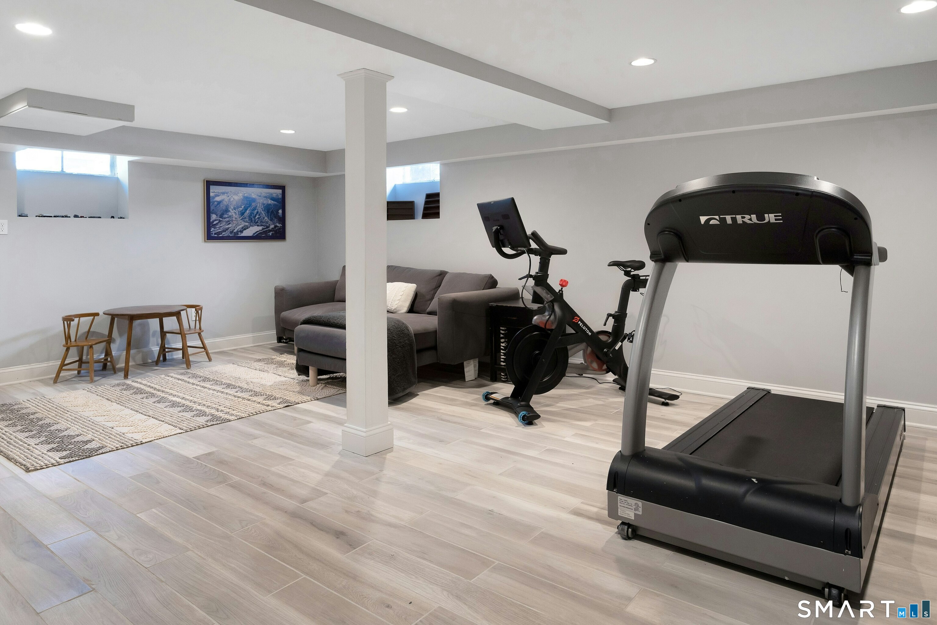 12 Walmsley Road Darien, CT 06820 - Photo 30 of 37