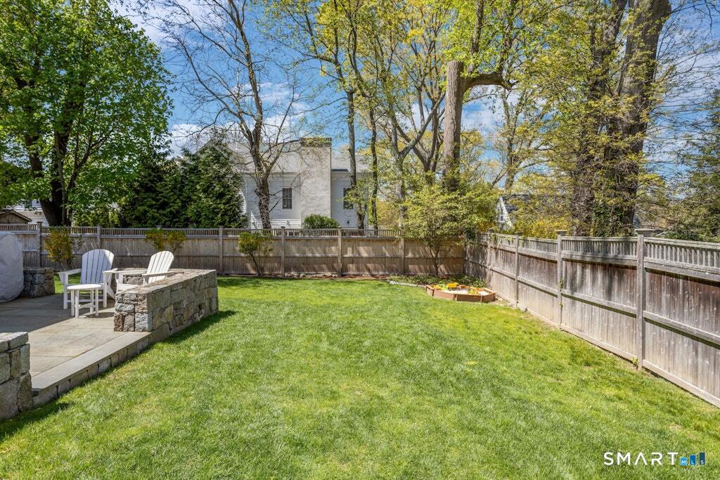 12 Walmsley Road Darien, CT 06820 - Photo 35 of 37