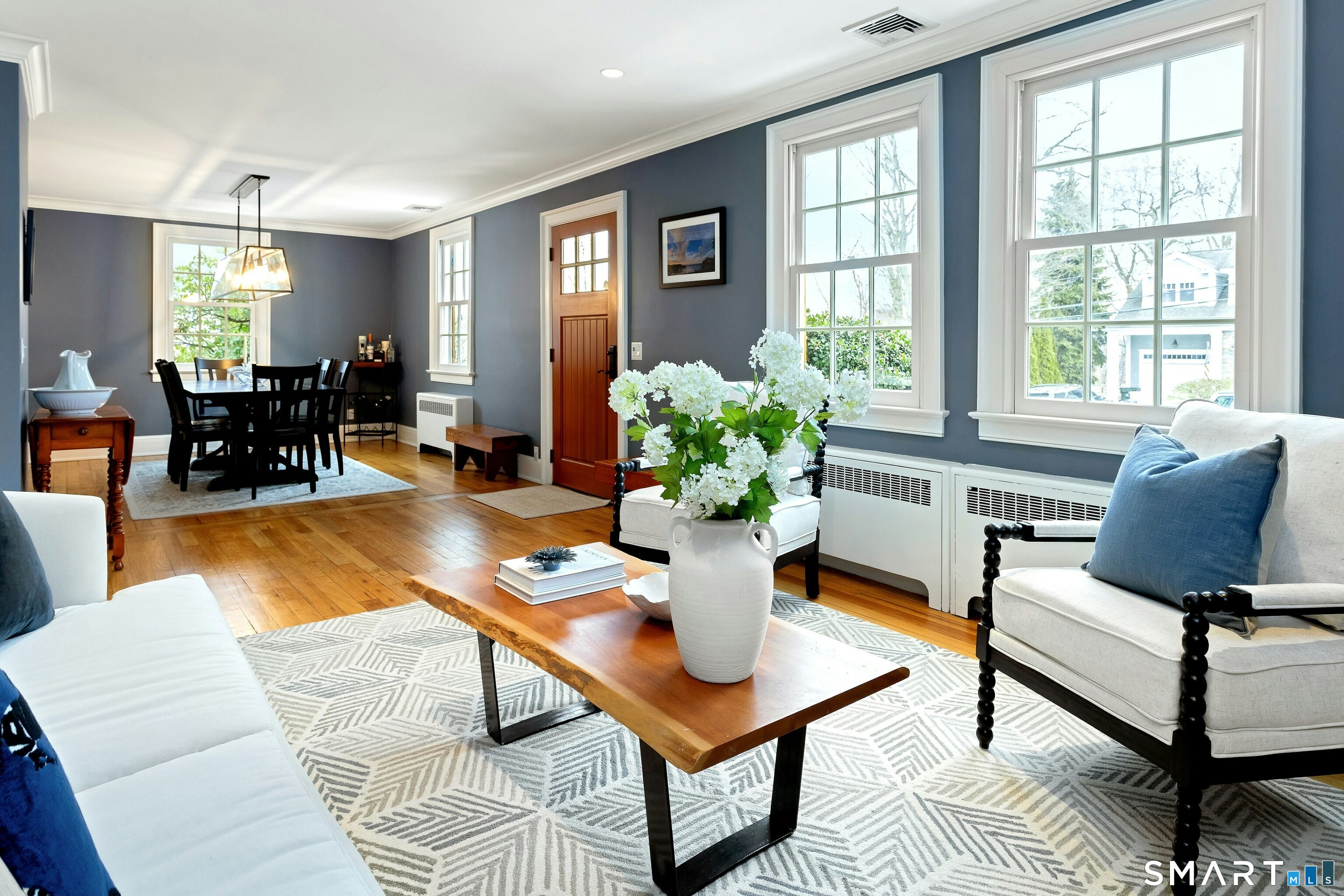 12 Walmsley Road Darien, CT 06820 - Photo 4 of 37