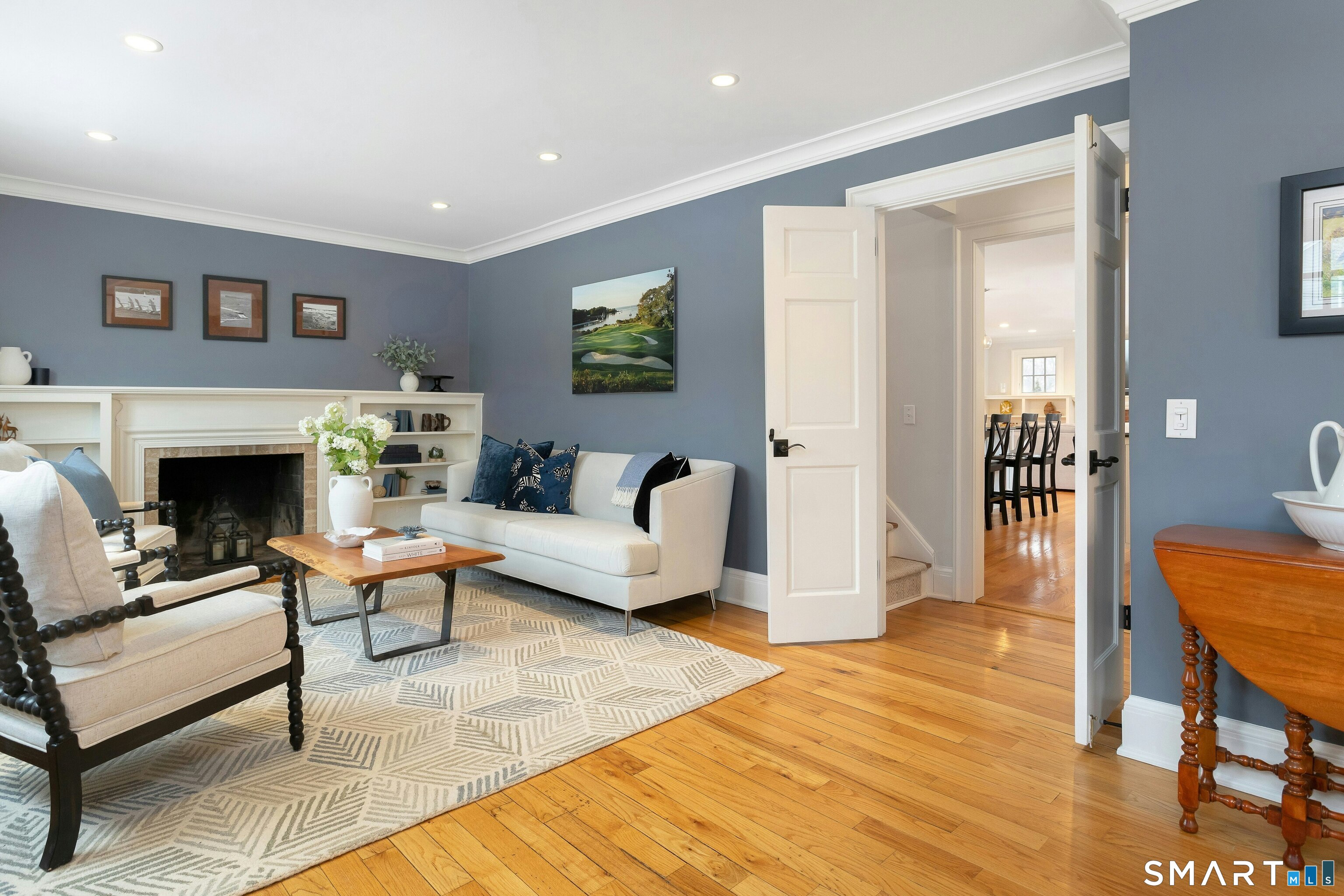 12 Walmsley Road Darien, CT 06820 - Photo 5 of 37