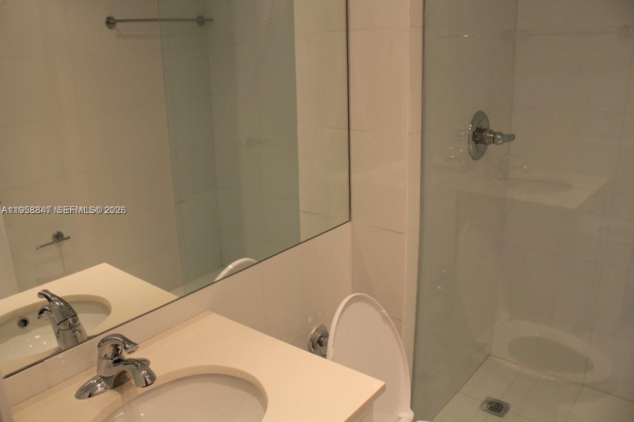 1500 Bay Road, Unit 246S Miami Beach, FL 33139 - Photo 9 of 10