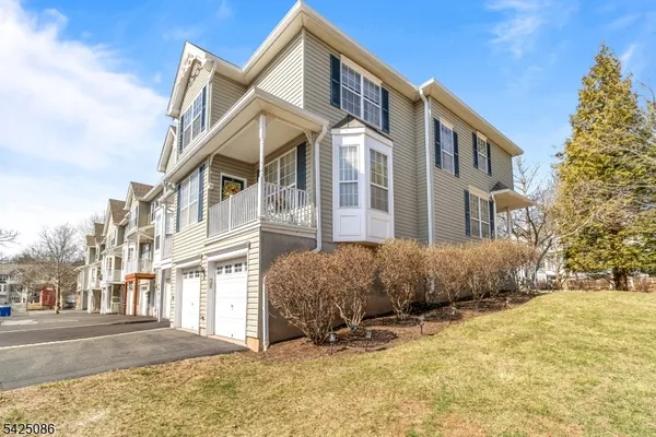 $3,695 | 20 Chesterfield Court, Flemington, NJ 08822