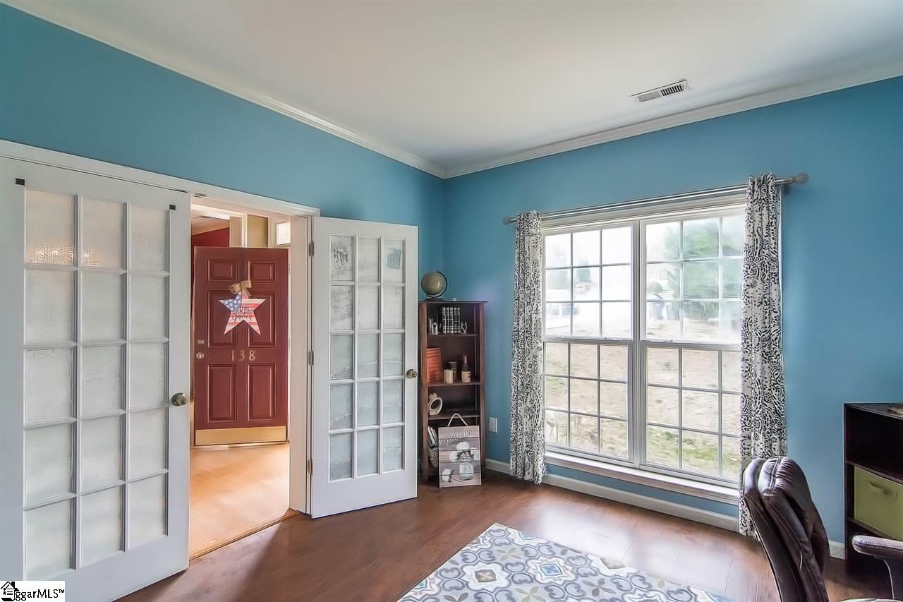 138 Pleasant Woods Road Piedmont, SC 29673 - Photo 4 of 32 Gallery Image 4