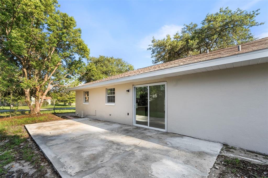 3988 Southwest 169th Ln Road Ocala, FL 34473 - Photo 27 of 37