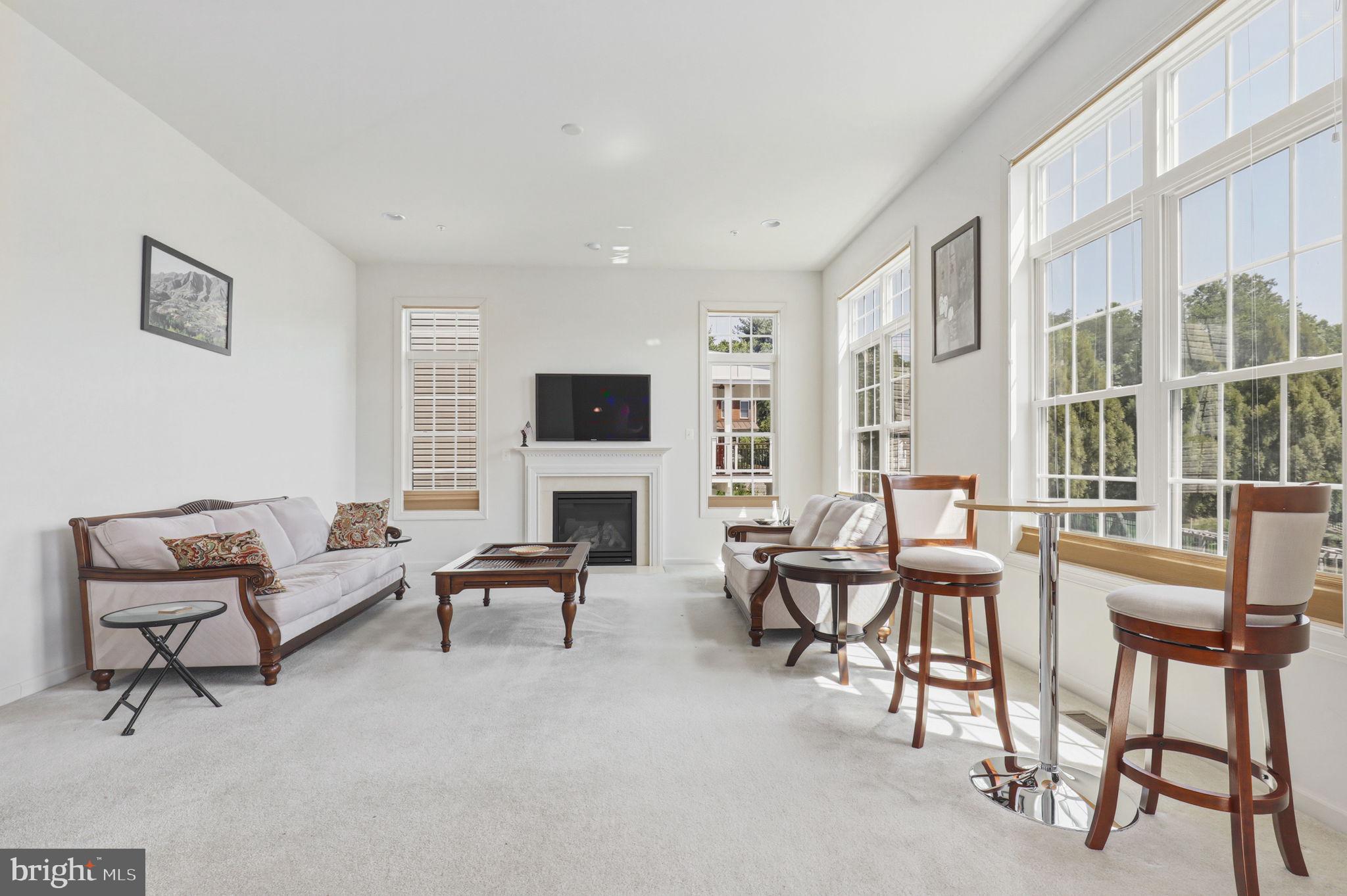 13621 Stargazer Lane Silver Spring, MD 20906 - Photo 21 of 66 Family Room