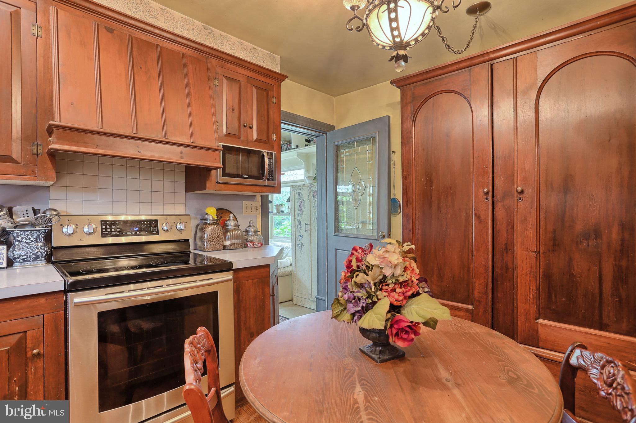1923 South Forge Road Palmyra, PA 17078 - Photo 8 of 40 Gallery Image 8
