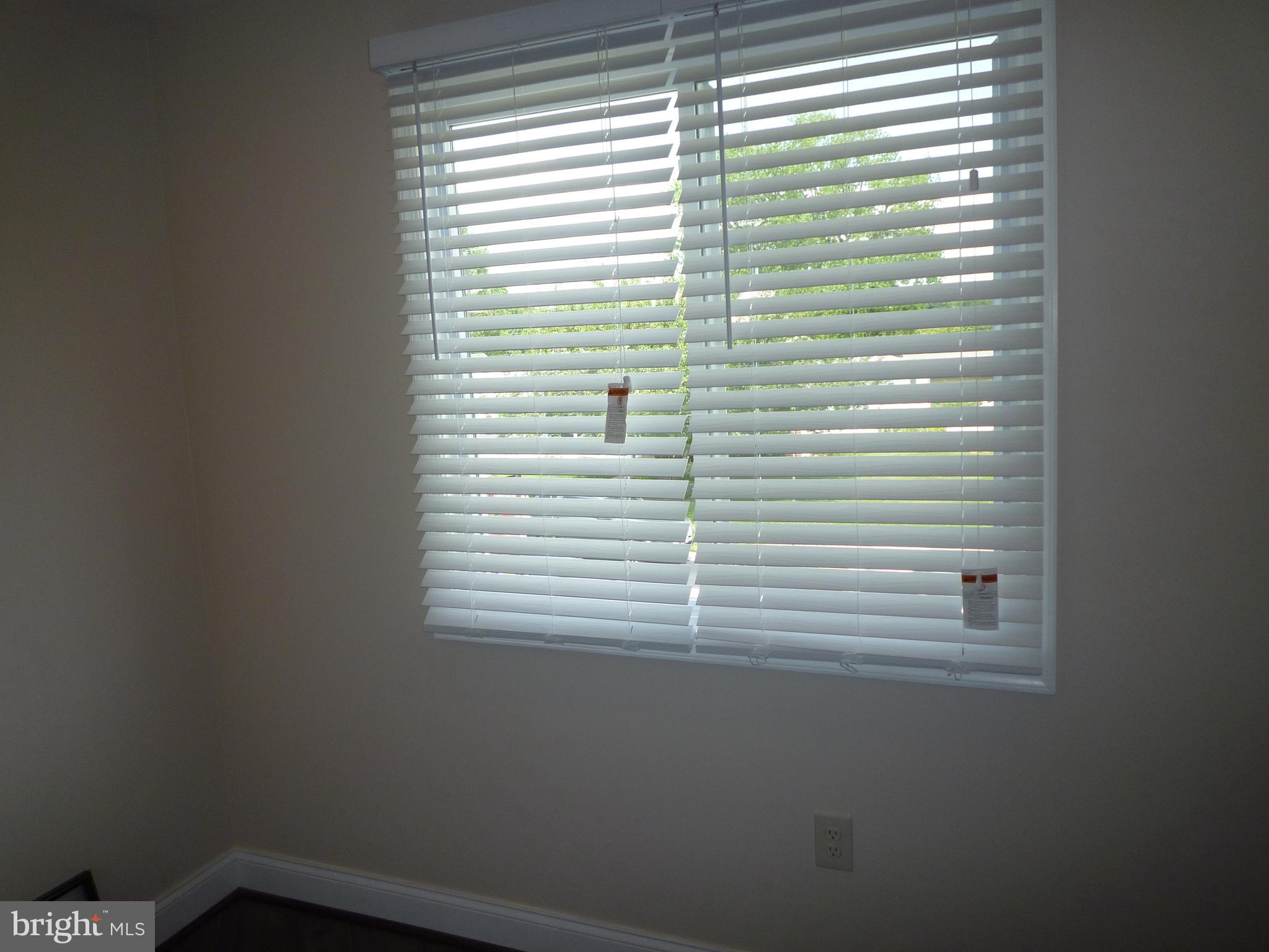 418 Elmwood Road Baltimore, MD 21206 - Photo 16 of 56 Gallery Image 16