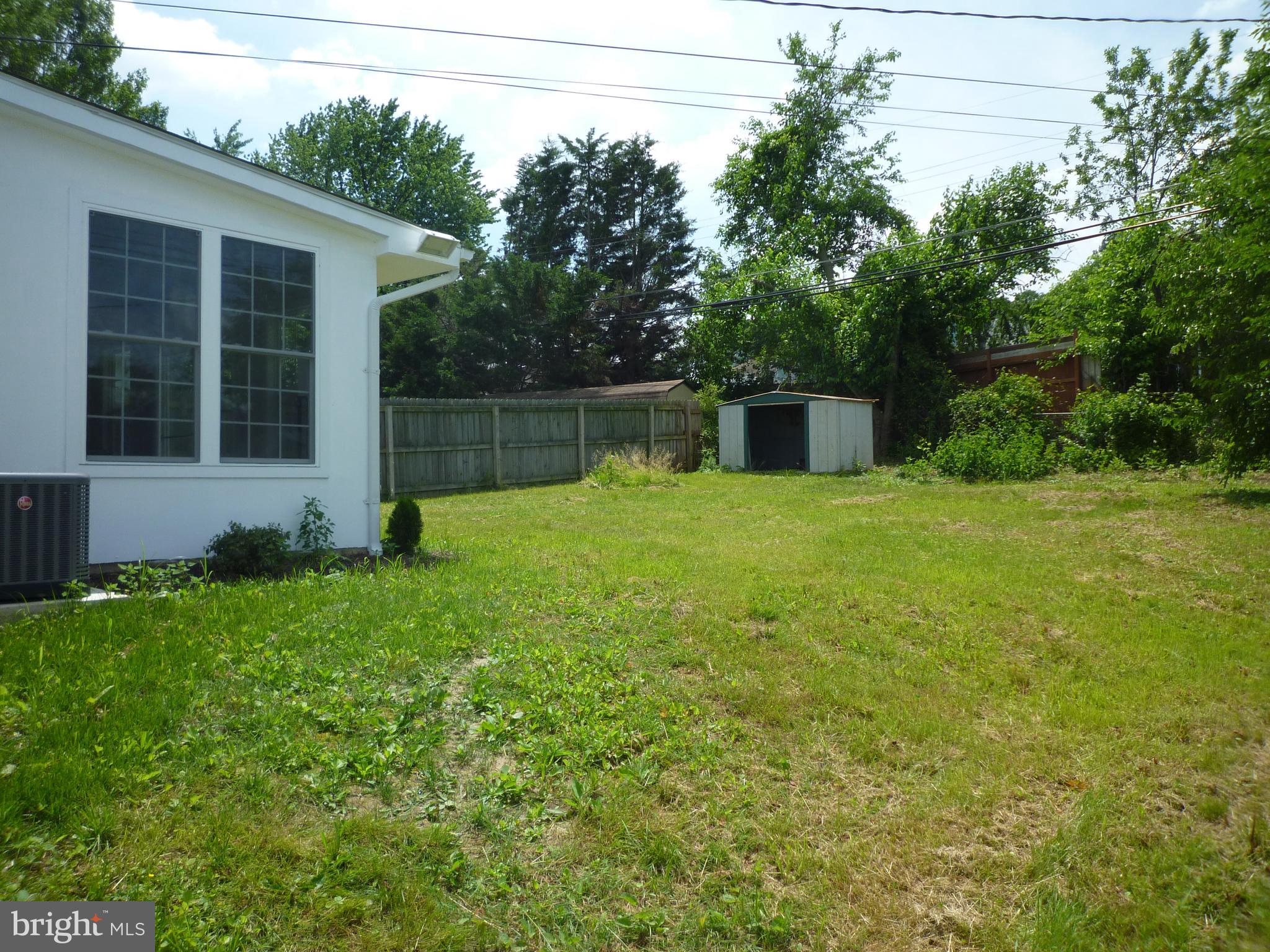 418 Elmwood Road Baltimore, MD 21206 - Photo 7 of 56 Gallery Image 7