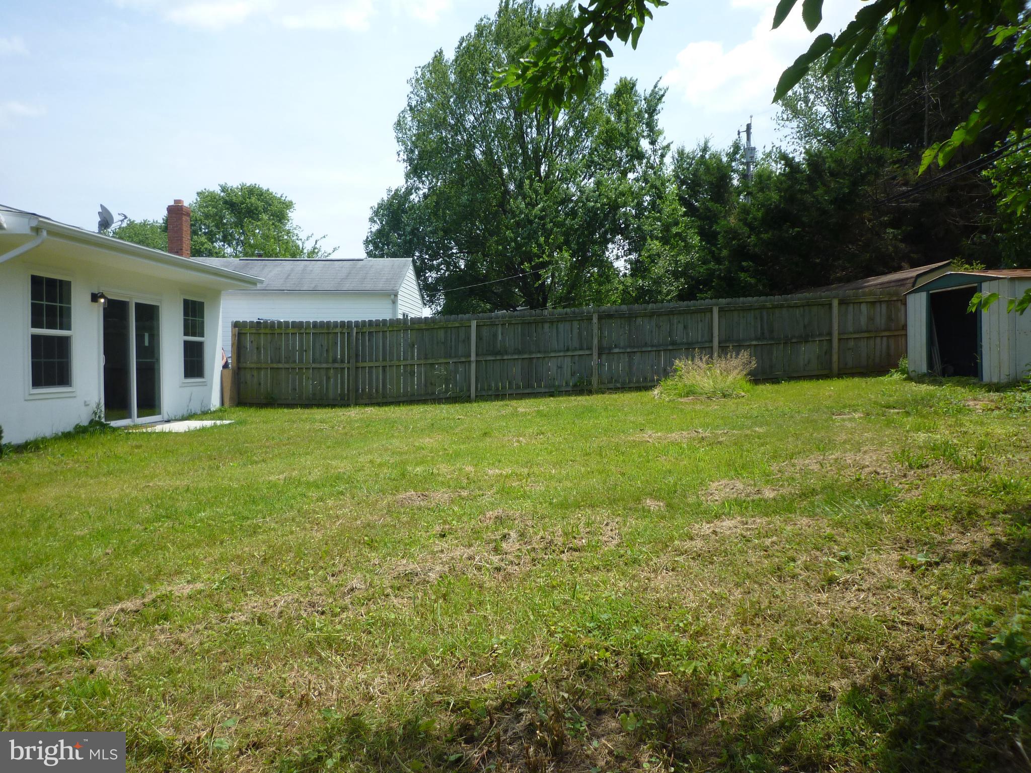 418 Elmwood Road Baltimore, MD 21206 - Photo 8 of 56 Gallery Image 8