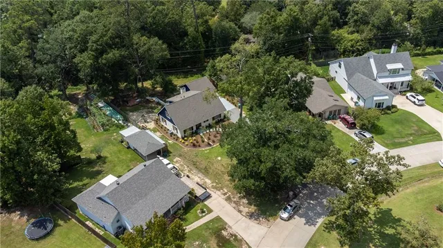 $398,000 | 194 Live Oak Street, Mandeville, LA 70448