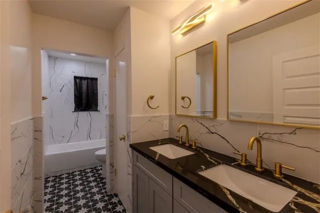 $398,000 | 194 Live Oak Street, Mandeville, LA 70448