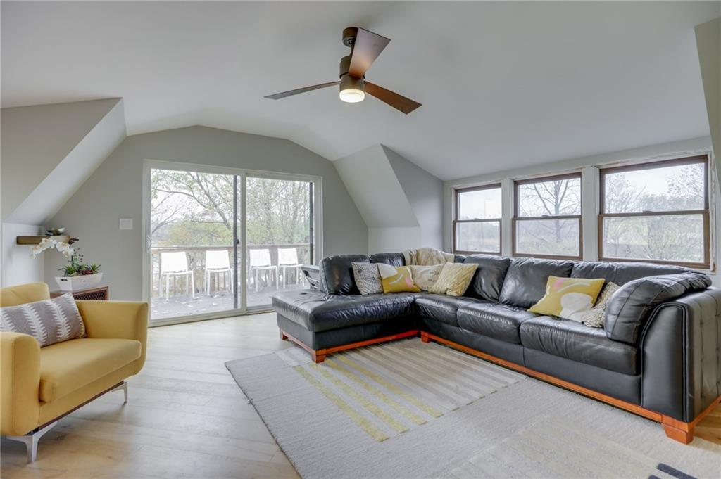 3945 Wicker Road Indianapolis, IN 46217 - Photo 2 of 33 Gallery Image 2