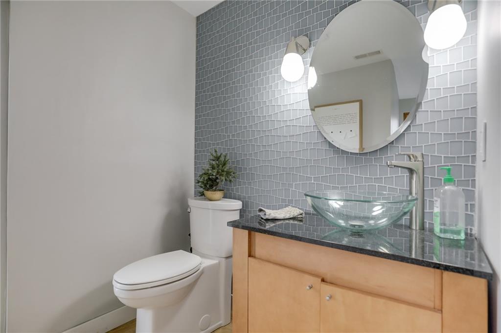 3945 Wicker Road Indianapolis, IN 46217 - Photo 15 of 33 Gallery Image 15