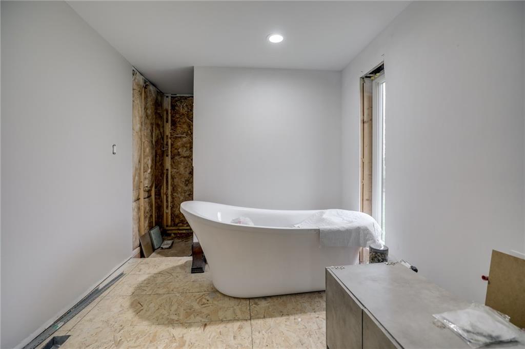 3945 Wicker Road Indianapolis, IN 46217 - Photo 20 of 33 Gallery Image 20