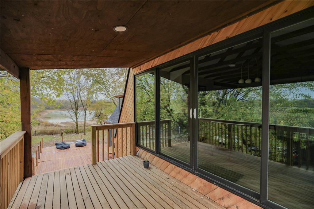 3945 Wicker Road Indianapolis, IN 46217 - Photo 6 of 33 Gallery Image 6