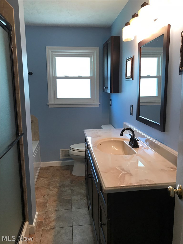 5381 Fairtree Road Bedford Heights, OH 44146 - Photo 8 of 15