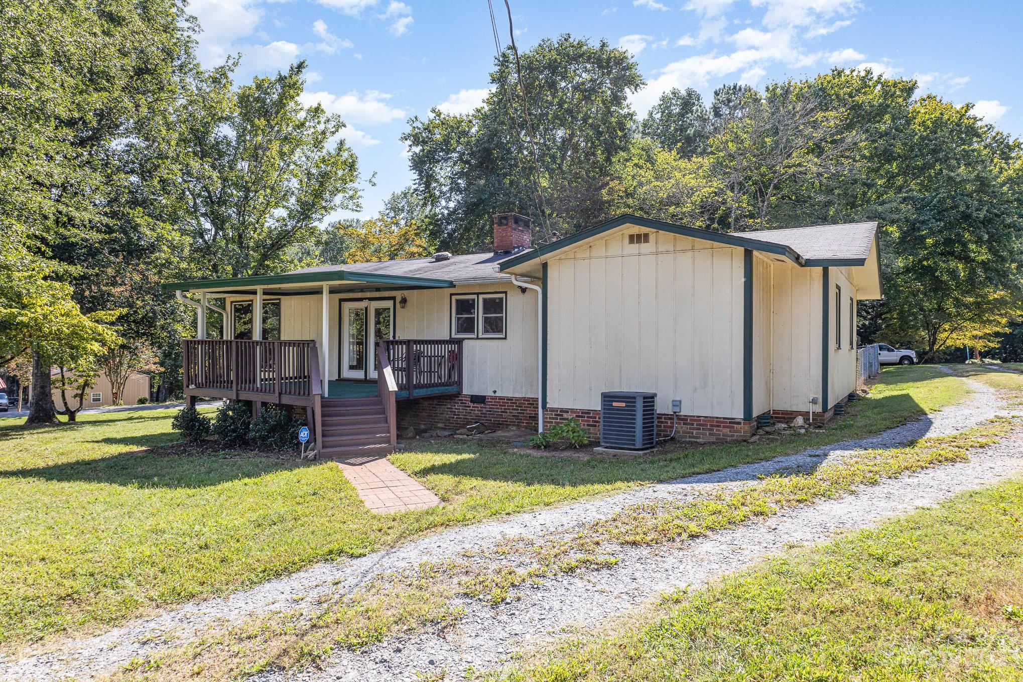 143 McIntyre Road Cherryville, NC 28021 - Photo 2 of 35 Gallery Image 2