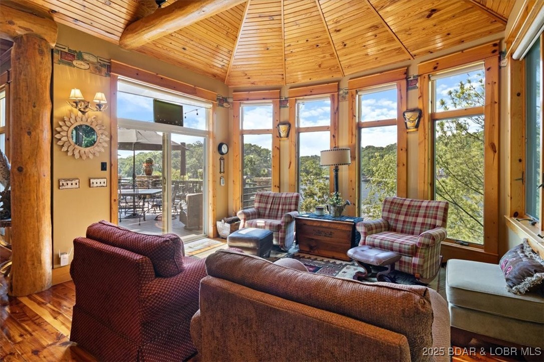 626 Grand Cove Road Sunrise Beach, MO 65079 - Photo 20 of 74 Expansive windows