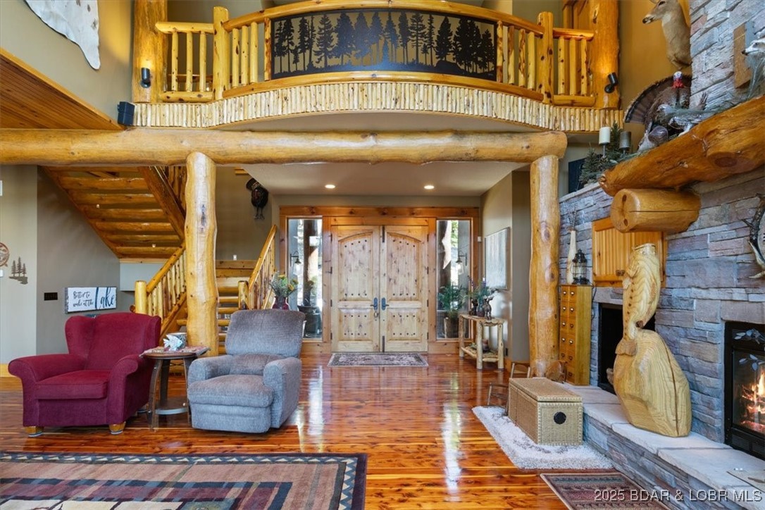 626 Grand Cove Road Sunrise Beach, MO 65079 - Photo 26 of 74 Grand entry way