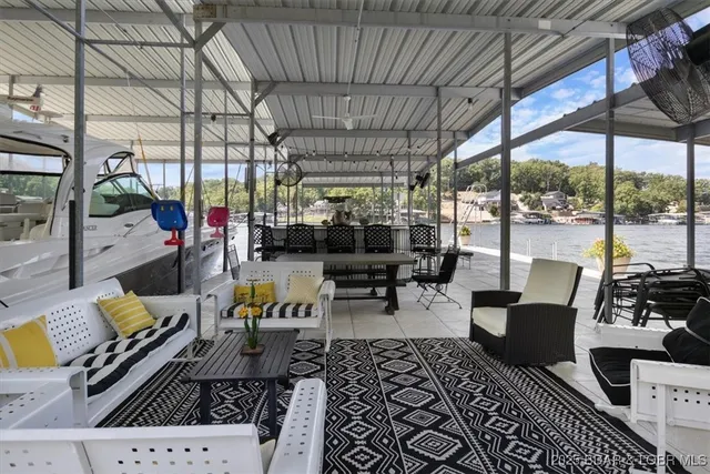 $2,840,000 | 626 Grand Cove Road, Sunrise Beach, MO 65079