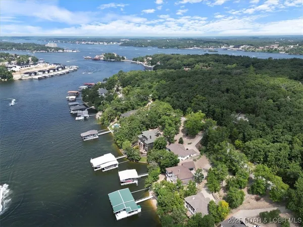 $2,795,000 | 626 Grand Cove Road, Sunrise Beach, MO 65079
