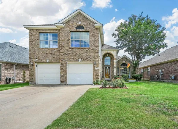 $2,700 | 5825 Fathom Drive, Fort Worth, TX 76135
