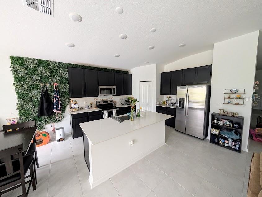 2860 Big Sur Road Davenport, FL 33837 - Photo 5 of 18