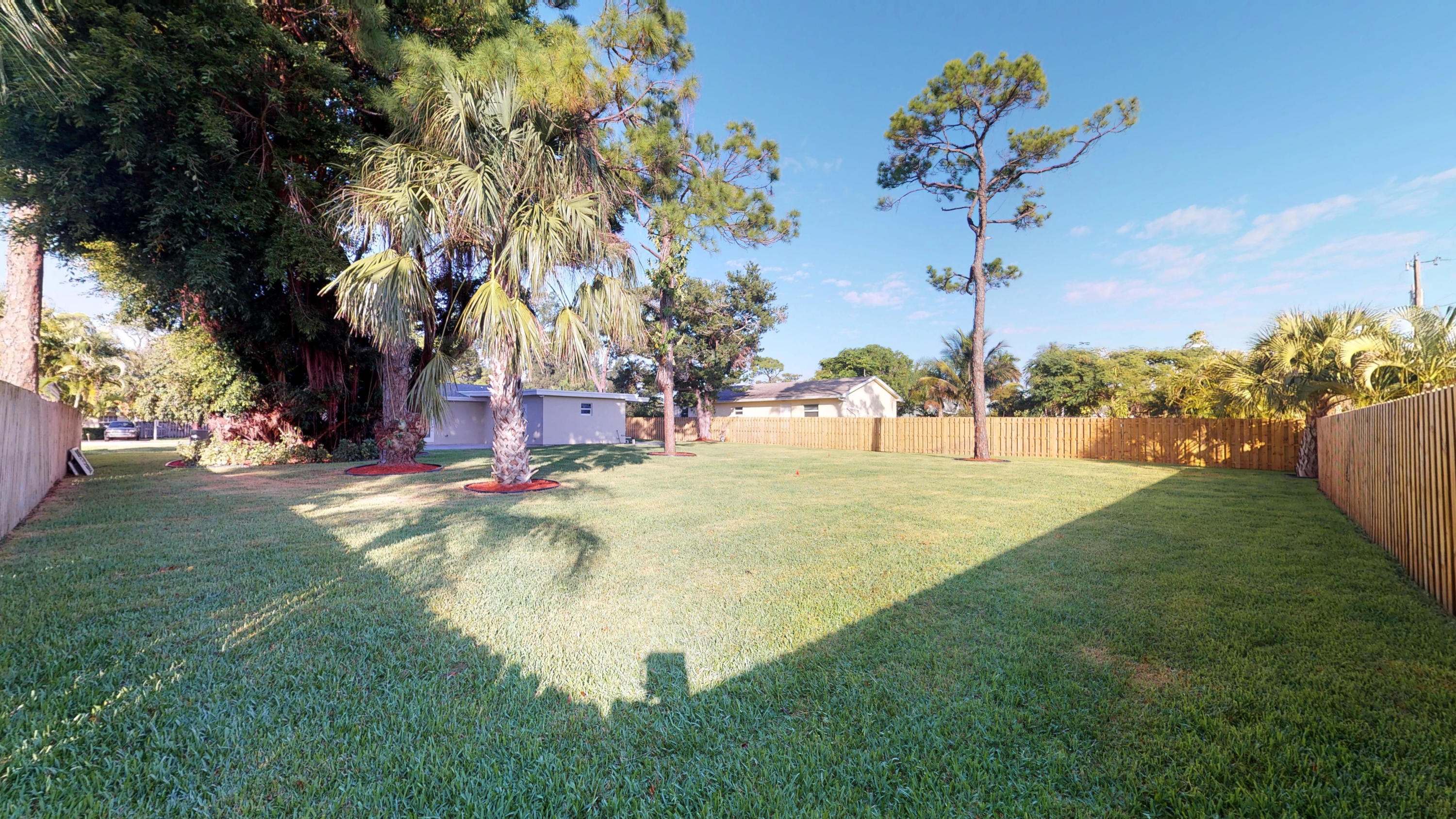 3082 Rostan Lane Palm Springs, FL 33461 - Photo 13 of 20 BACKYARD