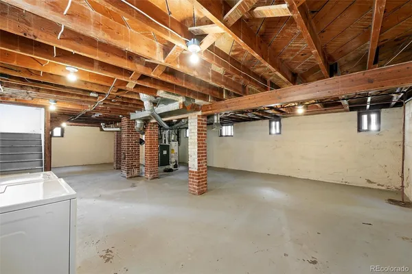 $689,000 | 2549 Holly Street, Denver, CO 80207