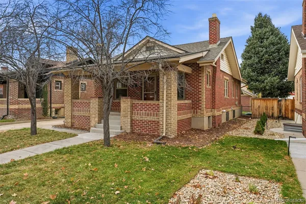 $689,000 | 2549 Holly Street, Denver, CO 80207