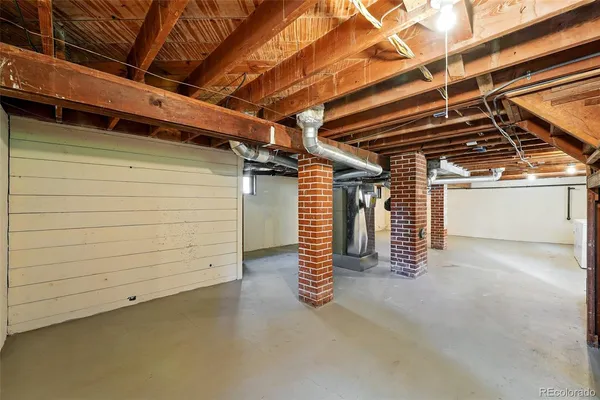 $689,000 | 2549 Holly Street, Denver, CO 80207